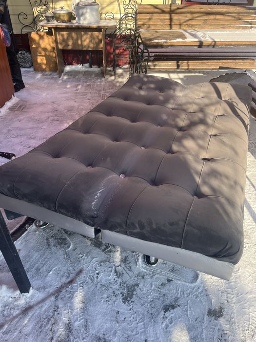 Диван и 2 кресла