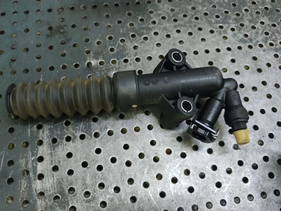 pompa ambreiaj  1.2 b hm05 citroen c3 3