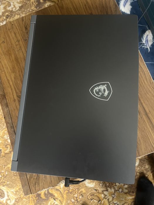 Продам игровой ноутбук msi