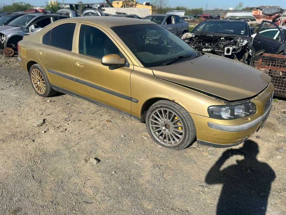 Dezmembrez Volvo S60 2.0T BENZINA 2003 manual B5204T5