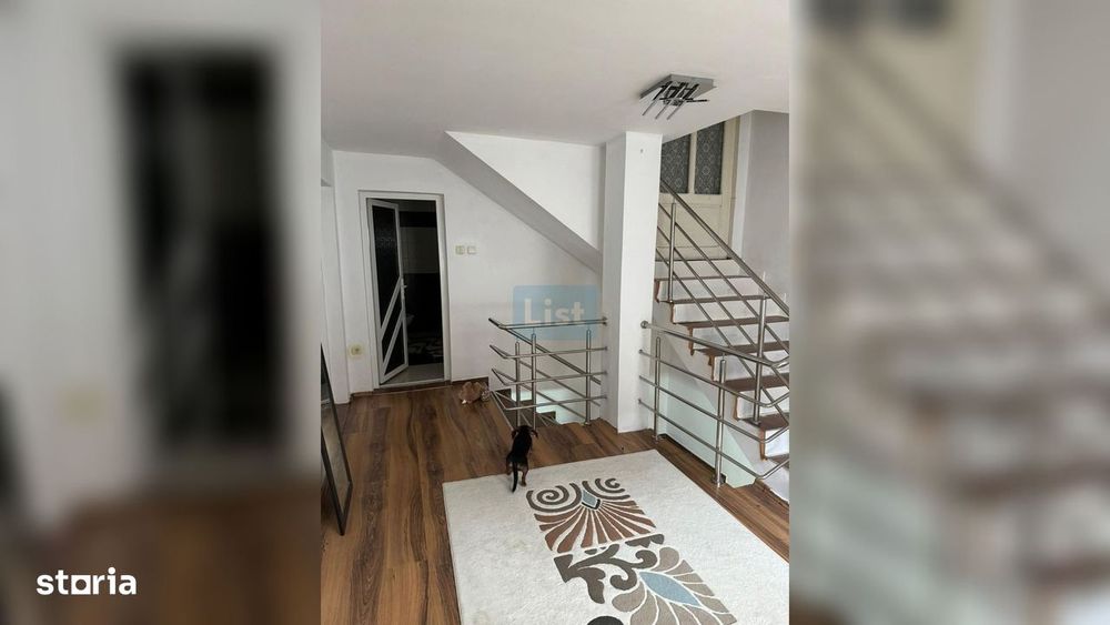 Casă spațioasă de vânzare - 210.000 €