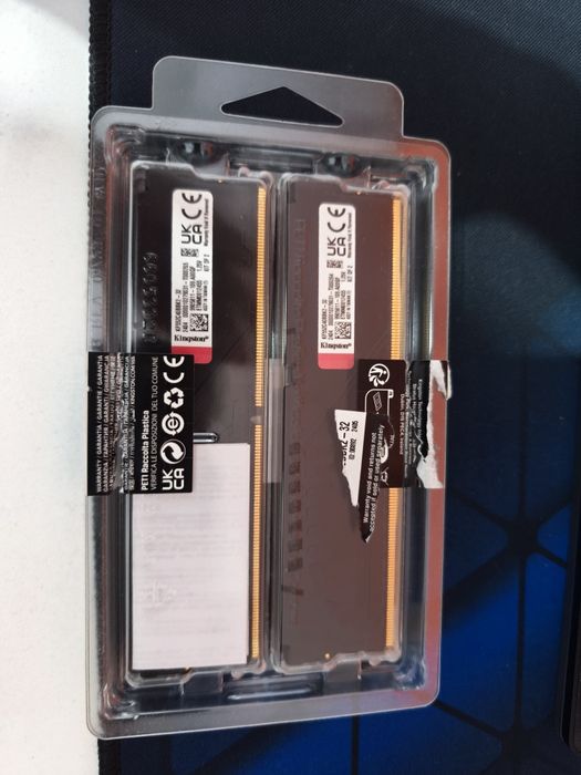 Plăcuțe RAM Kingston Fury