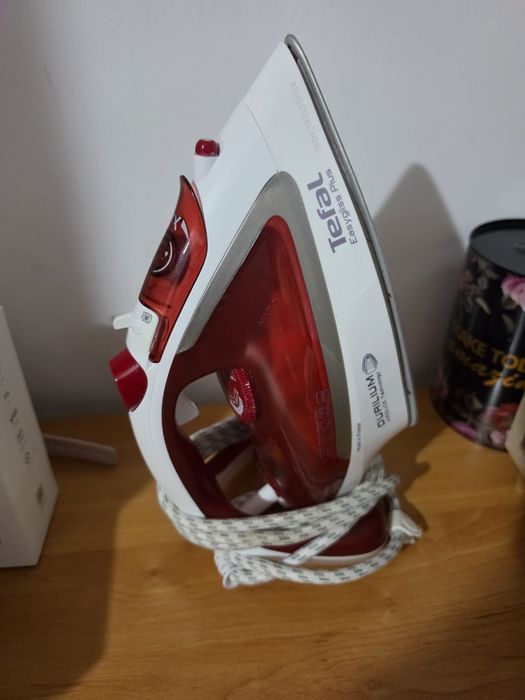 Fier de calcat Tefal Easygliss Plus DUARILIUM