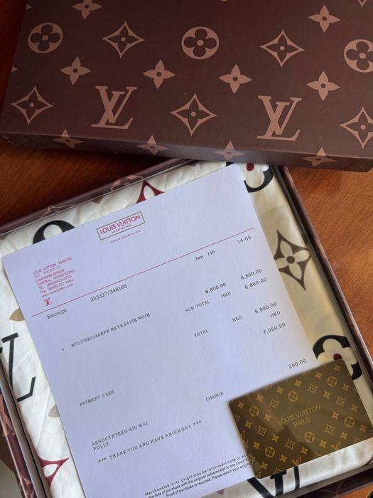 головной платок от Gucci и LouisVuitton