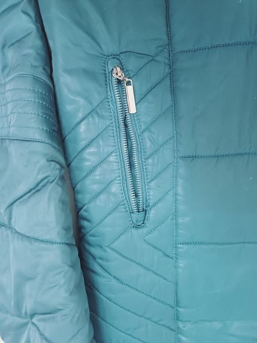 Продаётся пальто женское  5000