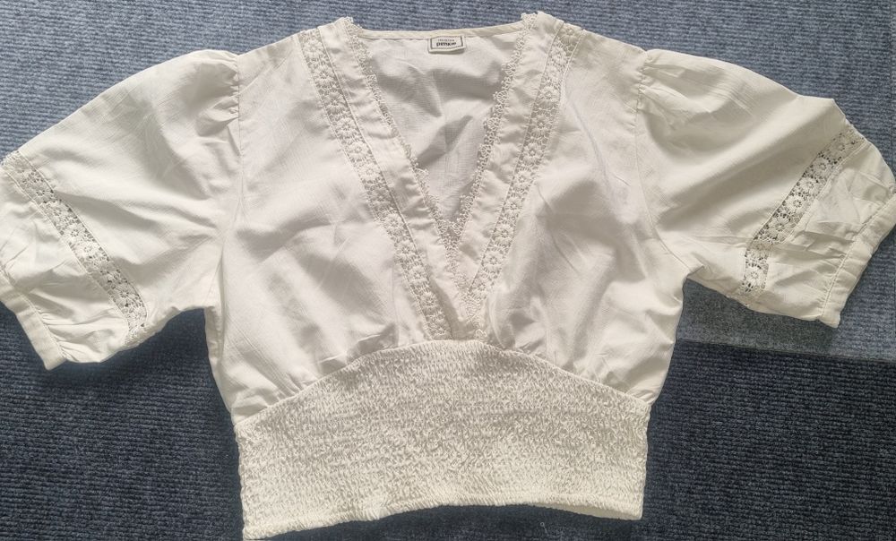 Дамски топ и рокля