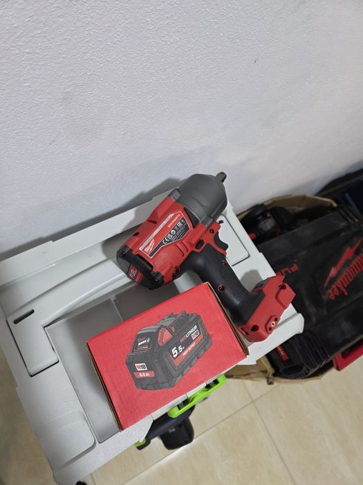 Pistol impact milwakee M18 FHIWF12