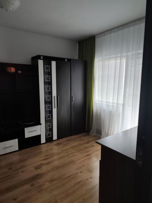 Apartament de închiriat