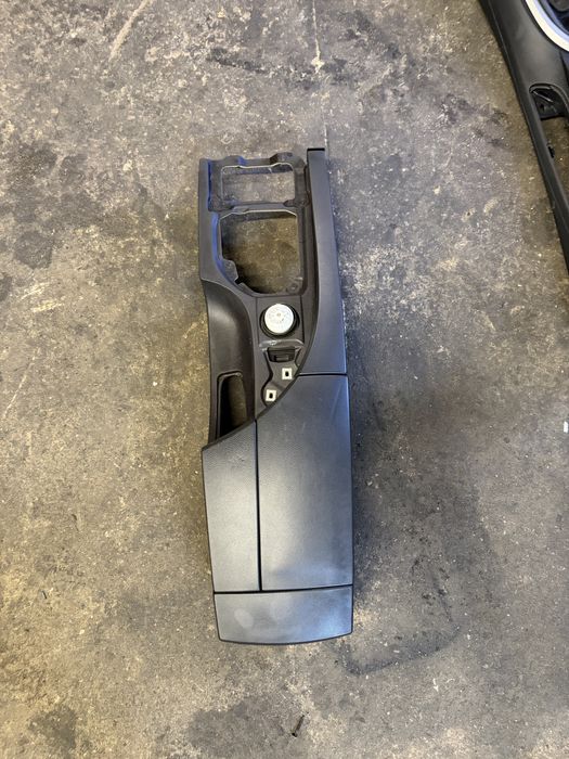 Подлакътници, централни барчета за BMW