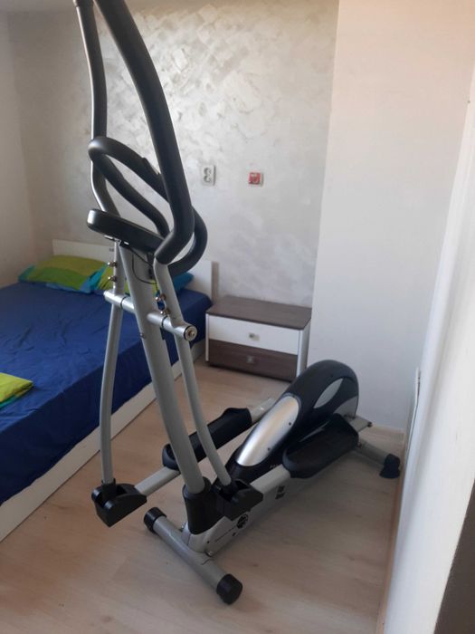 Спешно продавам фитнис уред