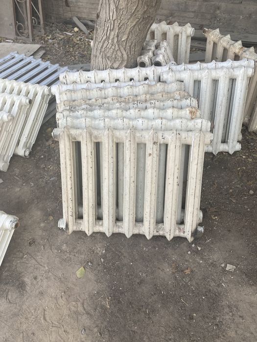 Продается чугунные батареи радиаторы батарейки
