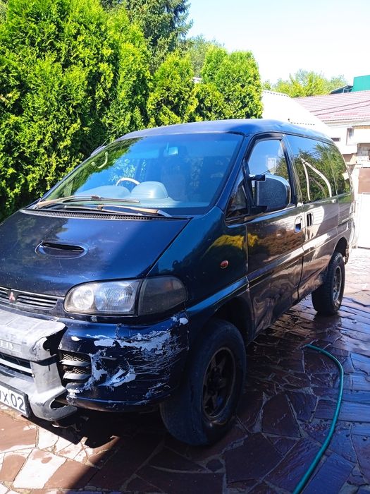 Продам Mitsubishi delika