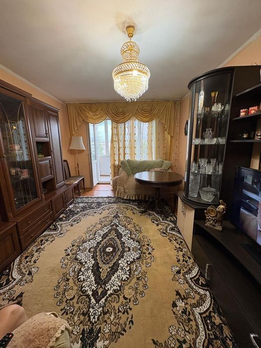 Продам 3 х ком центр