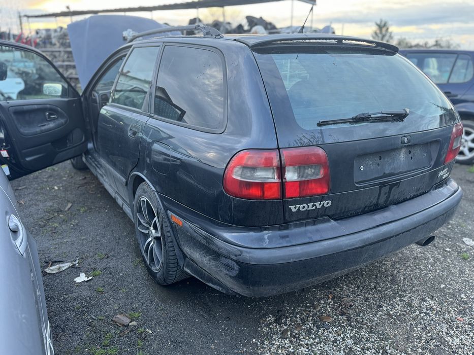 Волво в40/volvo v40 2.0t на части