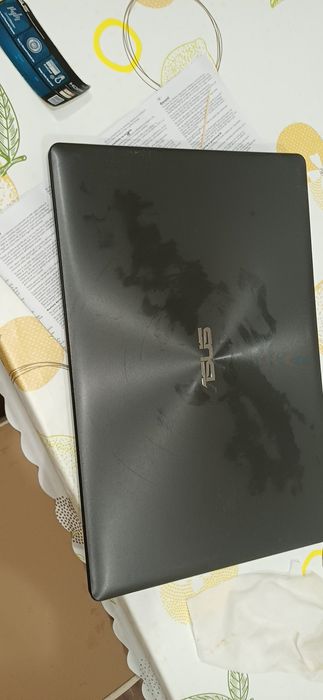 Лаптоп ASUS X 550 V