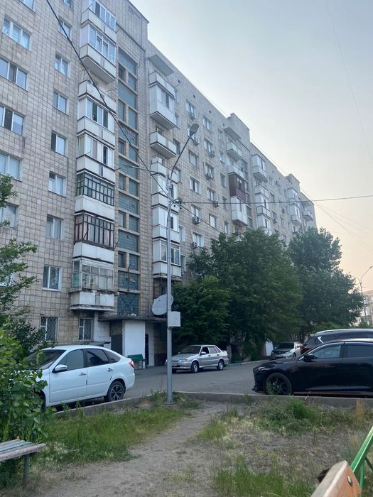 Продаётся с ремонтом и мебелью 3 комнатная квартира в центре - Ansicht 2