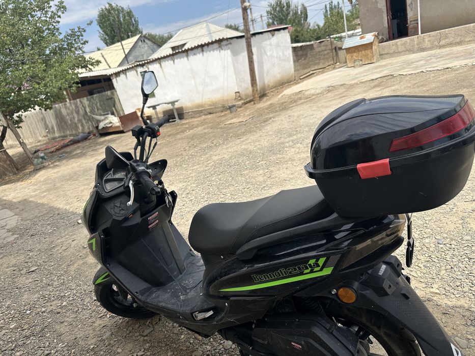Мопед Беннали 180 куб