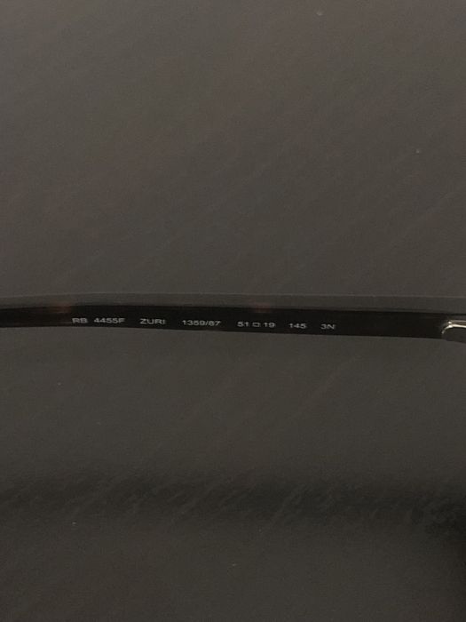 Продам очки солнцезащитные Ray Ban