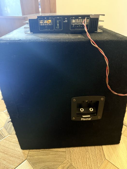 Vand subwoofer+ statie