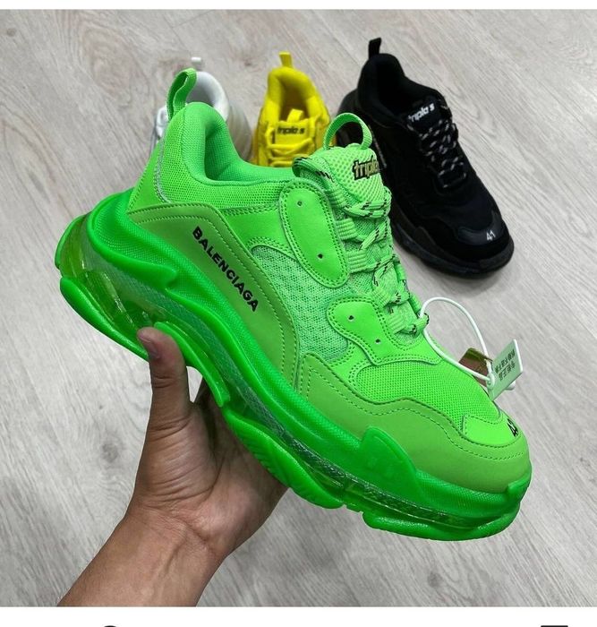 Balanciaga Triple S