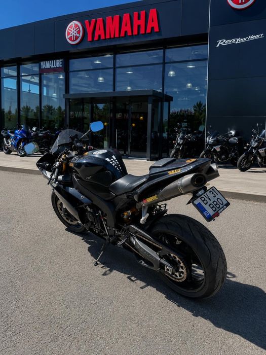 Yamaha R1 RN19 2007 – Power Commander / Ohlins / Akrapovic / Quickshifter