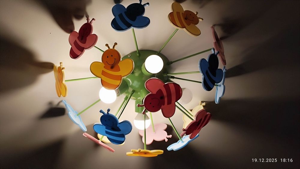 Детски полилей за таван