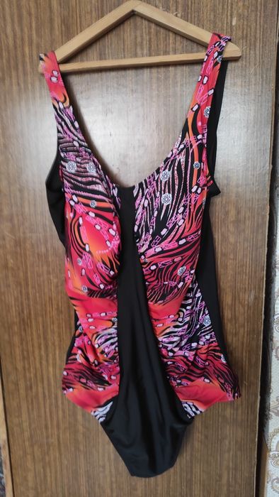 Купальник женский слитный