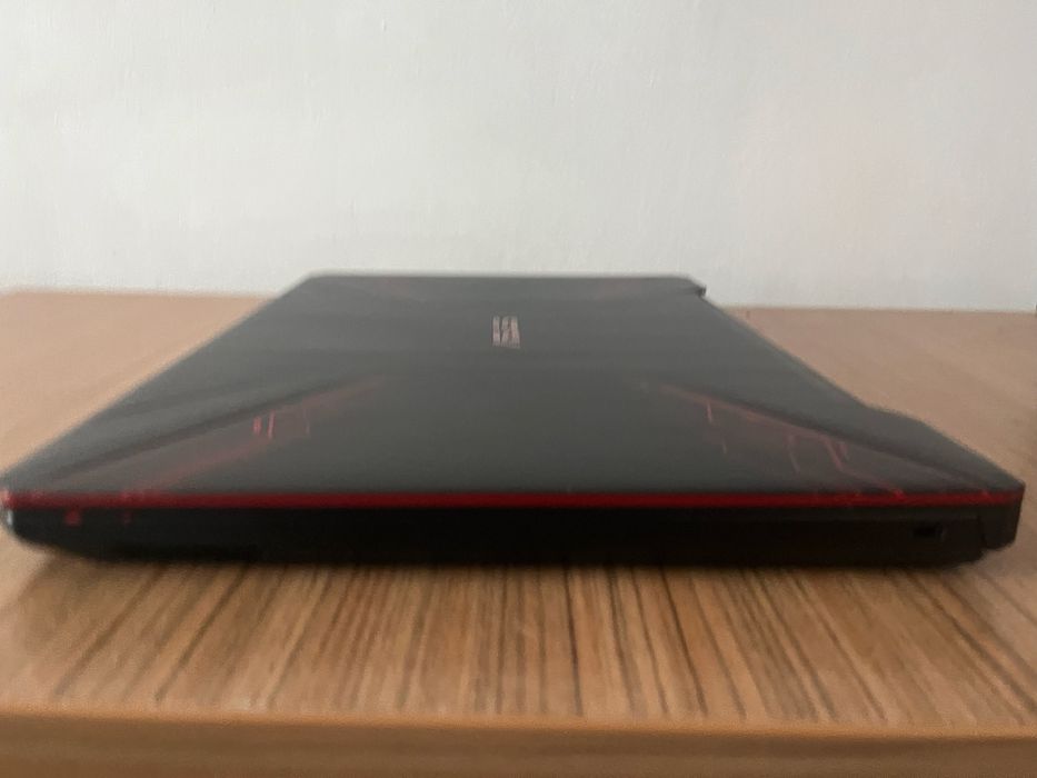 ASUS TUF Gaming FX504
