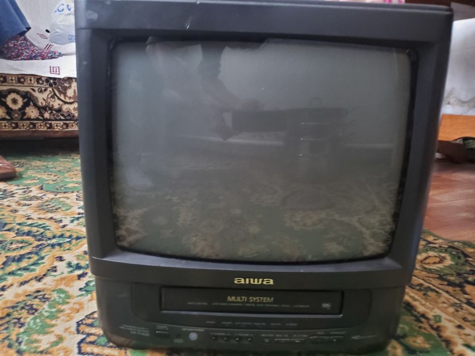 Видеодвойка aiwa,видеокассетник
