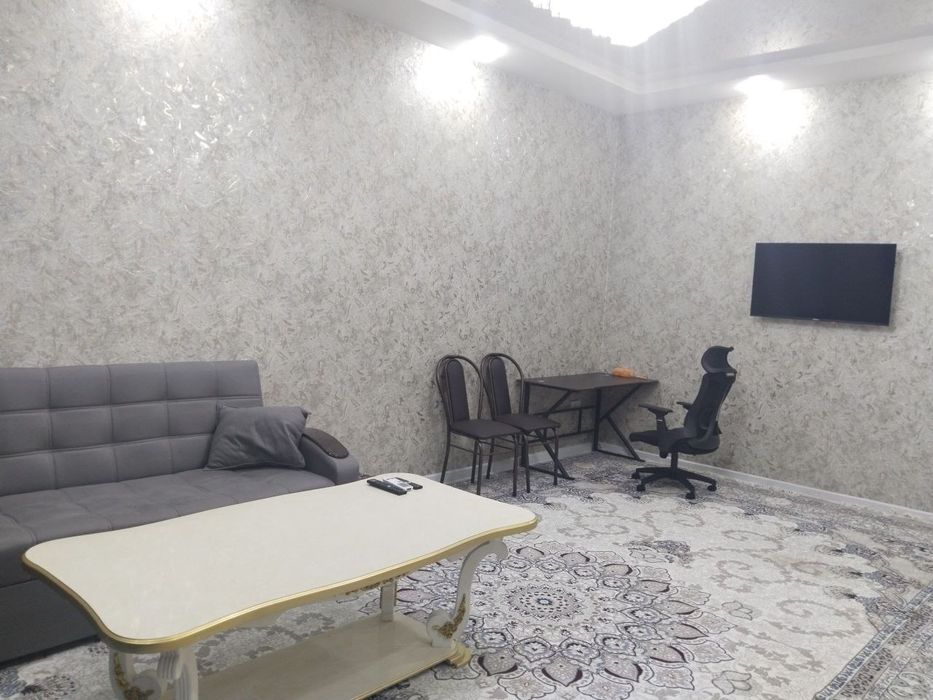 Beruniy metro bekati yaqinida 1xonali kvartira ijaraga beriladi.