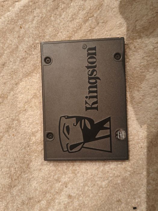 SSD на 240gb Kingston