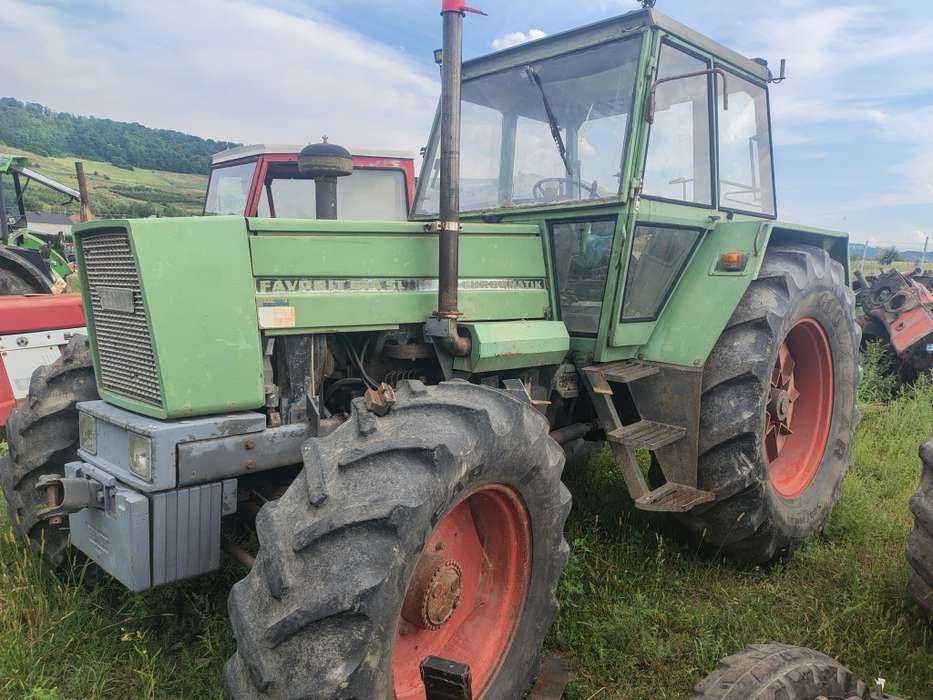 Dezmembrez Tractor Agricol Fendt 614
