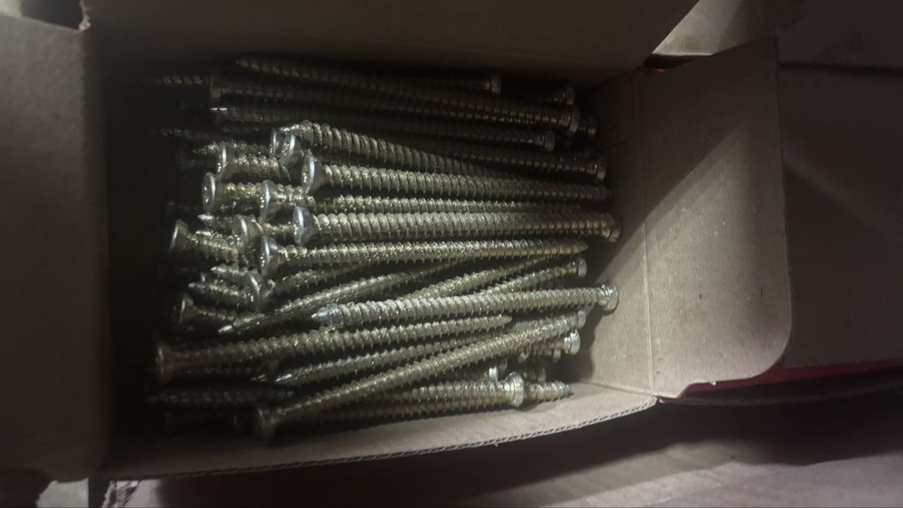 Шруб монтажный продаются