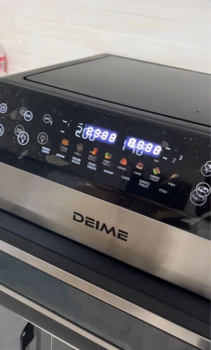 Аэрогриль DEIME Air черный 1800 вт