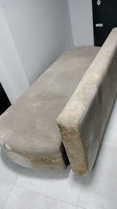 Продам диван тахта