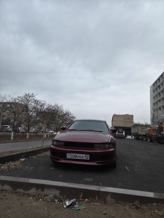 Митсубици галант 8
