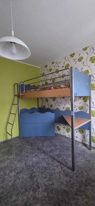 Детско двуетажно легло с ракла и плот-бюро