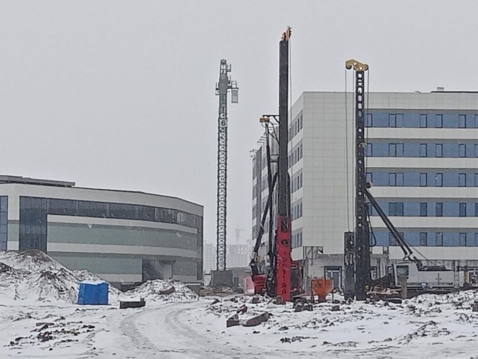 Забивка свай Junttan PM20
