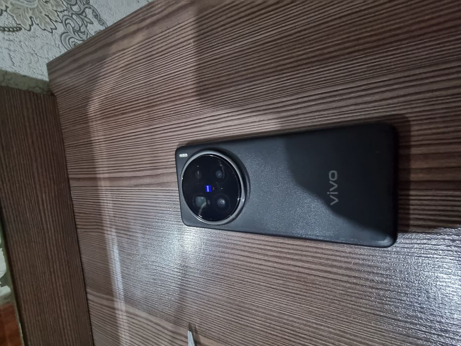 Vivo X200 PRO ..