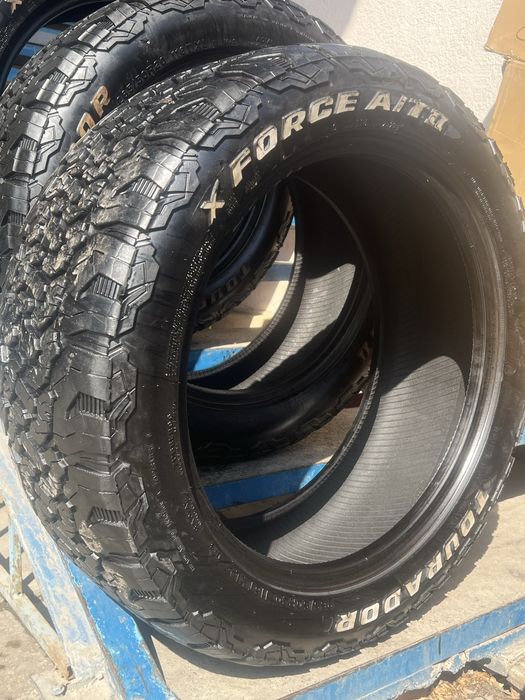 Шины а/т 265/50:20