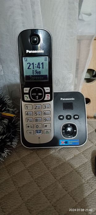 Радиотелефон Panasonic KX-TG6821UA