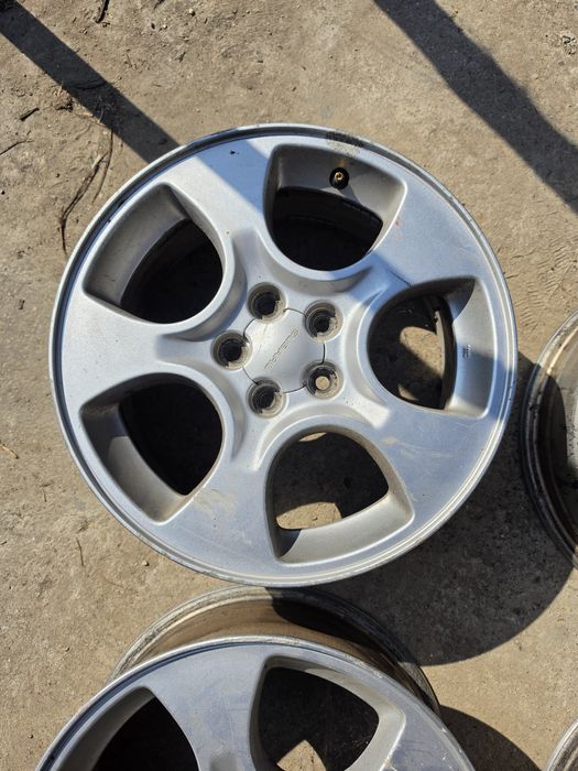 Продавам джанти за subaru 16 5х100