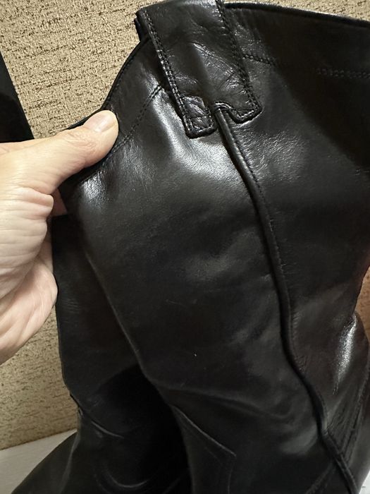 Продам казаки zara