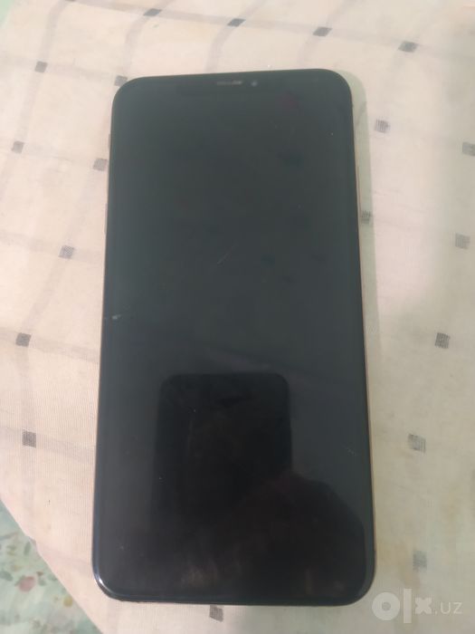iPhone xs max 64 gb yomkost 79
