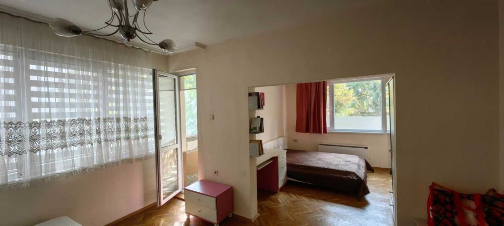 Продава се Тристаен апартамент в Стара Загора, Център - 86 кв.м за 1721 €/кв.м - Снимка #2