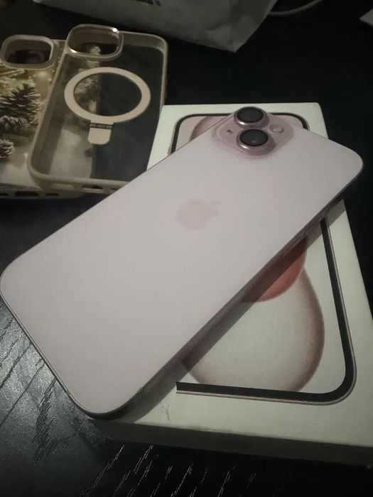 Айфон 15 сатылады