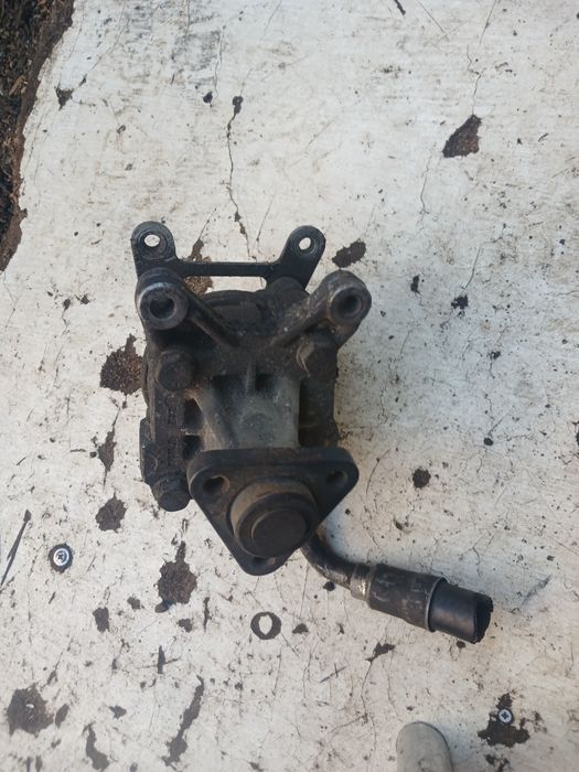 Гур насос БМВ Е36