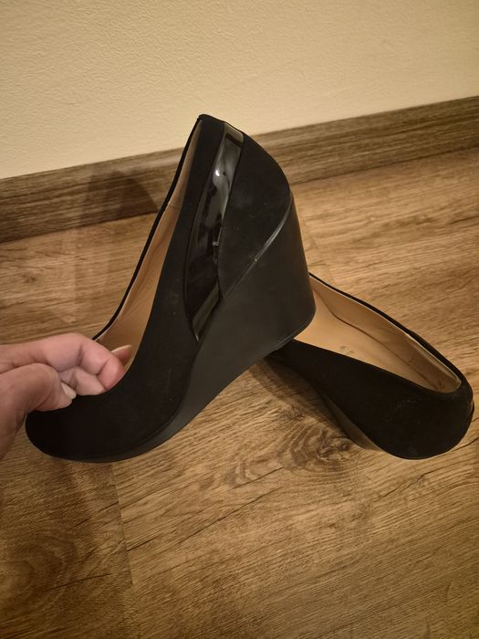 Обувки на платформа