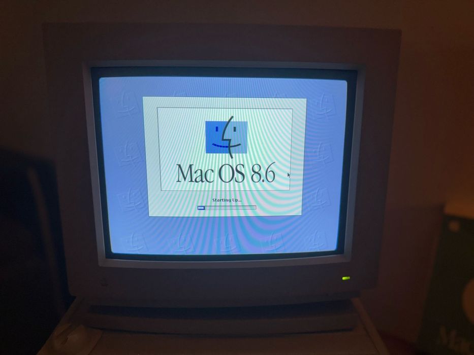 PC Apple macintosh 8100/110