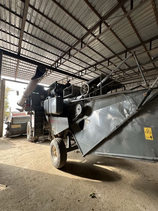 Комбайн Нива Эффект